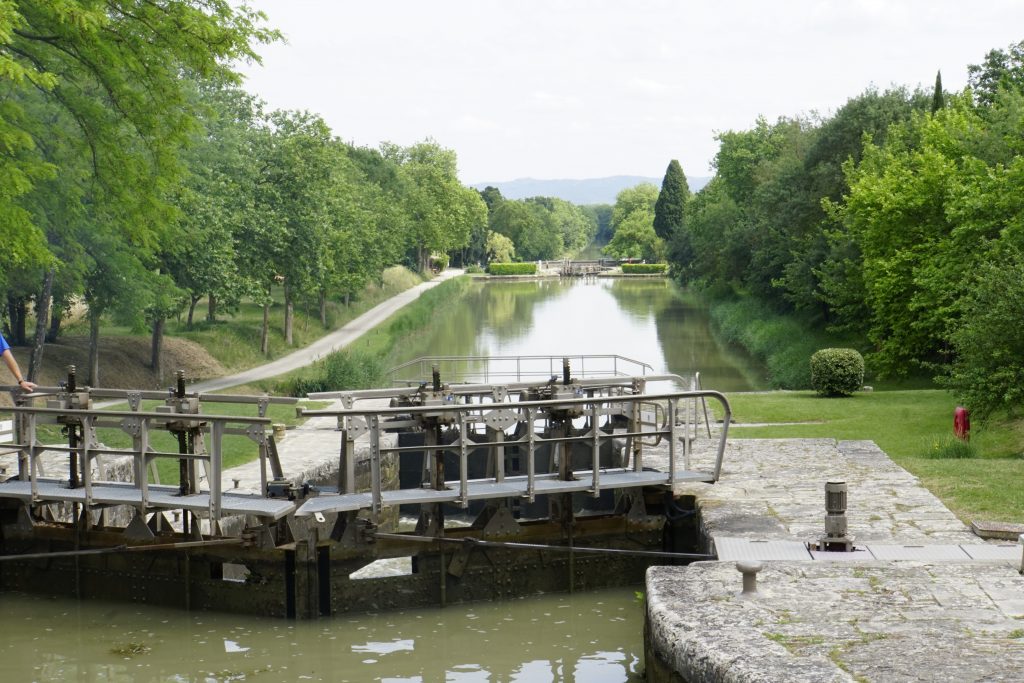 canal boat hire france